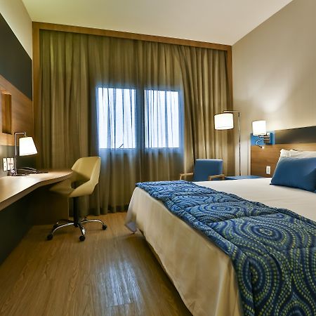 Hilton Garden Inn Santo Andre Esterno foto